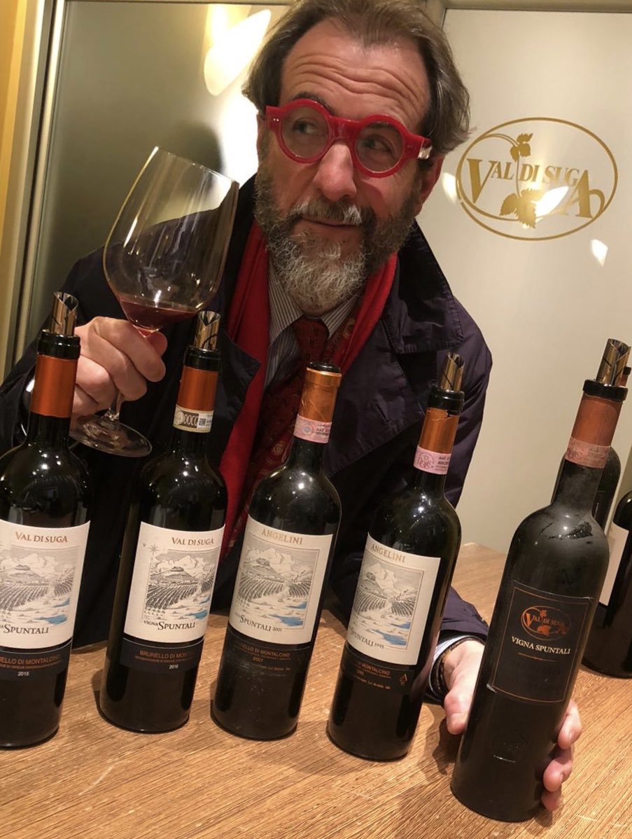 WineNewsIt's tweet photo. #BenvenutoBrunello2020: WineNews a “caccia” di #vecchieannate del grande rosso, partendo da #ValdiSuga, griffe della #BertaniDomains. Che poi continua sempre a #Montalcino, con il ricordo delle belle cose successe negli anni! I miei primi 40 anni @Coldorcia https://t.co/Weam8p2mdD