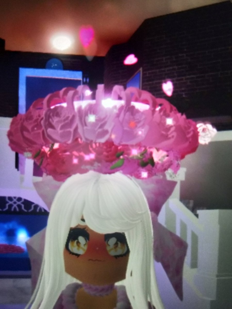 Rhoutfithacks Hashtag On Twitter - valentines halo roblox royal high