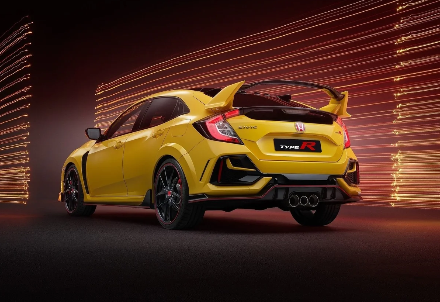 BlueChipDealers's tweet photo. The Civic Type R is one incredible machine. Not only does it look outrageous, but its also exceptionally fast. This limited edition model  has been designed and engineered to be the most dynamic front-wheel drive hatchback.

#BlueChipDealers https://t.co/J9cknE77N0
