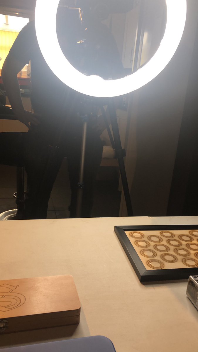 Dark_ForestPS's tweet photo. Recording a little video for some Blood bowl! #gamesworkshop #bloodbowl #aos #40k #miniaturepainting #warmongers https://t.co/cRI5lPvcIO
