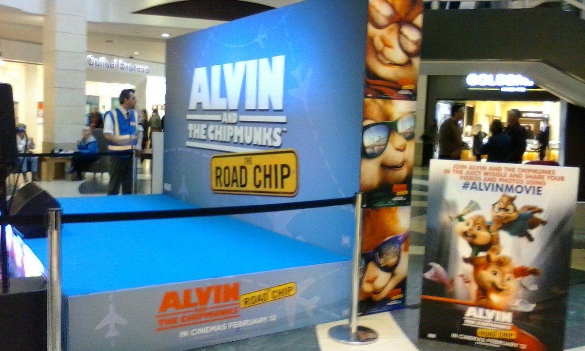 Chipettes_Rule's tweet photo. Back in 2016, I attended this amazing #AlvinAndTheChipmunks event at @TweetBluewater! A huge THANK YOU to the amazing people who made it happen! π Check out my video of the event here! https://t.co/44RhCM9AMH @officialalvinnn @AlvinMovies #RoadChip #AlvinMovie https://t.co/SFx7hq0oQW