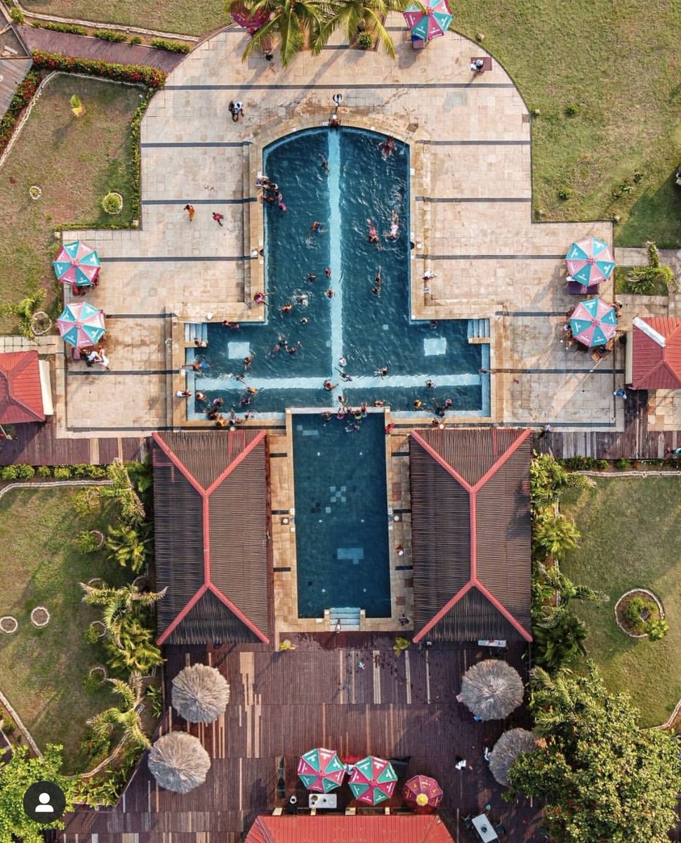 AfricaPositives's tweet photo. Happy Sunday from one of Liberia relaxing resort— RLJ Kendeja Resort 🌈⭐️💕

📸 Joma Barleah 
#LibPositives #LiberiaPositives #Liberia #Monrovia #LibPositivesdiscussion #Africa https://t.co/dzF5AgCUzr