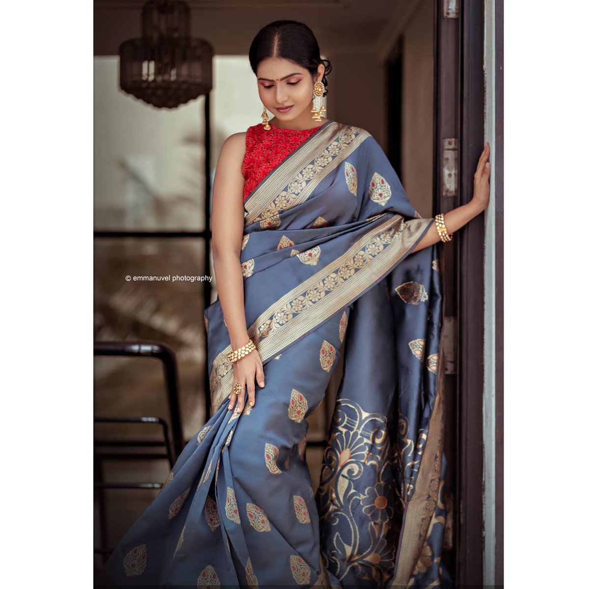 times_of_woods's tweet photo. #Mayanadhi fame  @VenbaOfficial #Venba latest photoshoot pics https://t.co/xXaKHrjABi