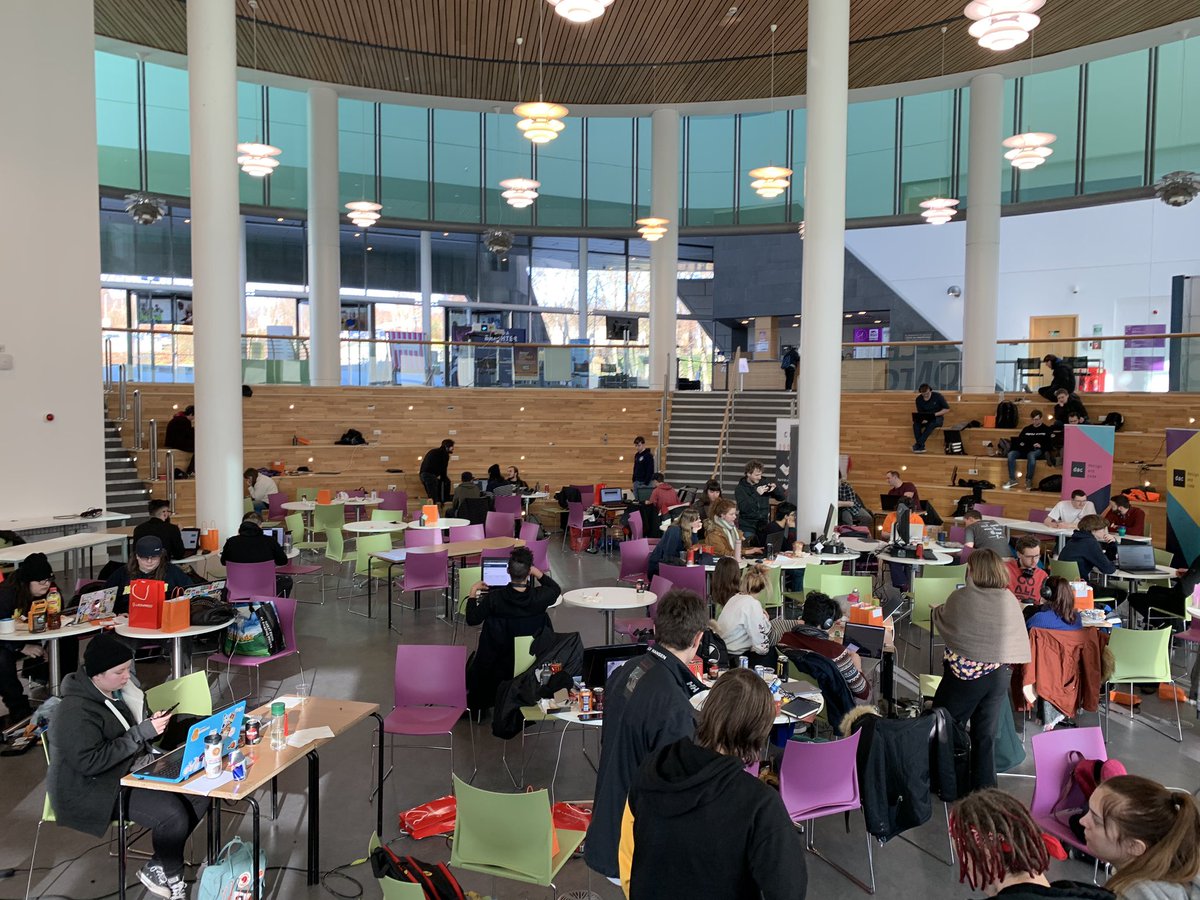 RGUHack's tweet photo. The hackers are working on the finishing touches to their hacks as the hacking time is drawing to an end - 18 minutes until hacking ends! 😮 #RGUHack https://t.co/s1eWNWUz75