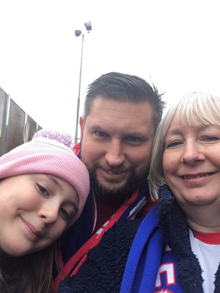 anniebuzz180's tweet photo. @BeyondAutismUK Some photos of our wonderful day at CPFC V Newcastle, my prize of a Zaha signed shirt plus 2 free tickets to a match of my choice. Thank you so much @BeyondAutismUK @Real_AndyGray @davidclark1966 @busbycarl https://t.co/Js7krFq5vl