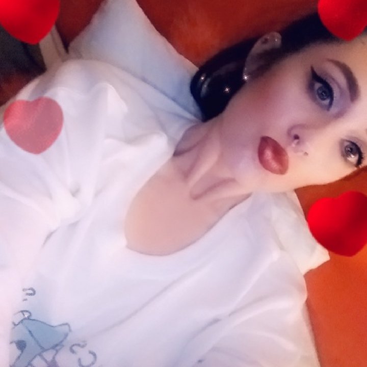 apple_jackxx's tweet photo. Come hangout with me > #Firststream #tekken on #BIGOLIVE https://t.co/uNPCJas5fP https://t.co/Ze1ab7p3TW