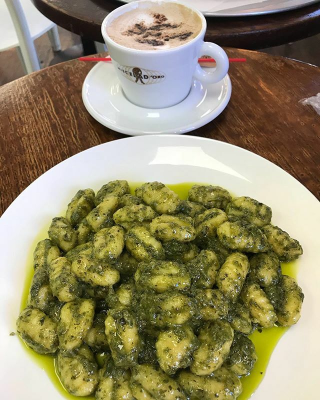 hungry_hoboken's tweet photo. I gnocci you want some @alessios_hoboken .
.
.
#hungryhungryhoboken #alessioshoboken #alessios #hoboken #hobokengirl #hobokeneats #hobokenfood #goodfood #gnocci #authentic #eeeeeats #newforkcity #forkyeah #italianfood #authenticitalian #buzzfeedfood #feedfeed #devourpower https://t.co/U78pyC5lRY
