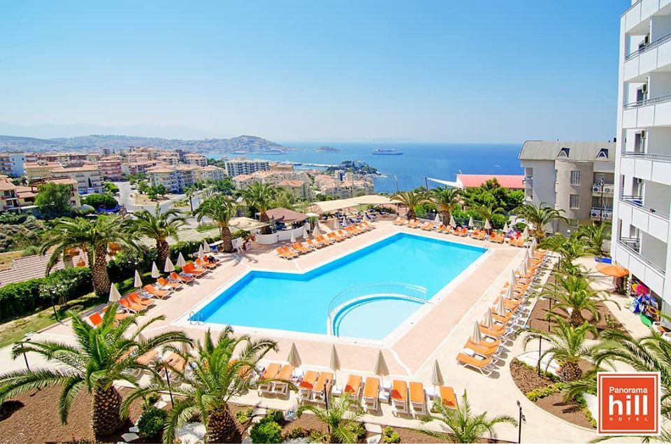 #Kuşadası'nı kucaklayan bu eşsiz manzara için erken rezervasyon fırsatlarını kaçırmayın

Whatsapp rezervasyon hattı:
0549 612 2001
#ThePanoramaHill #Hotel