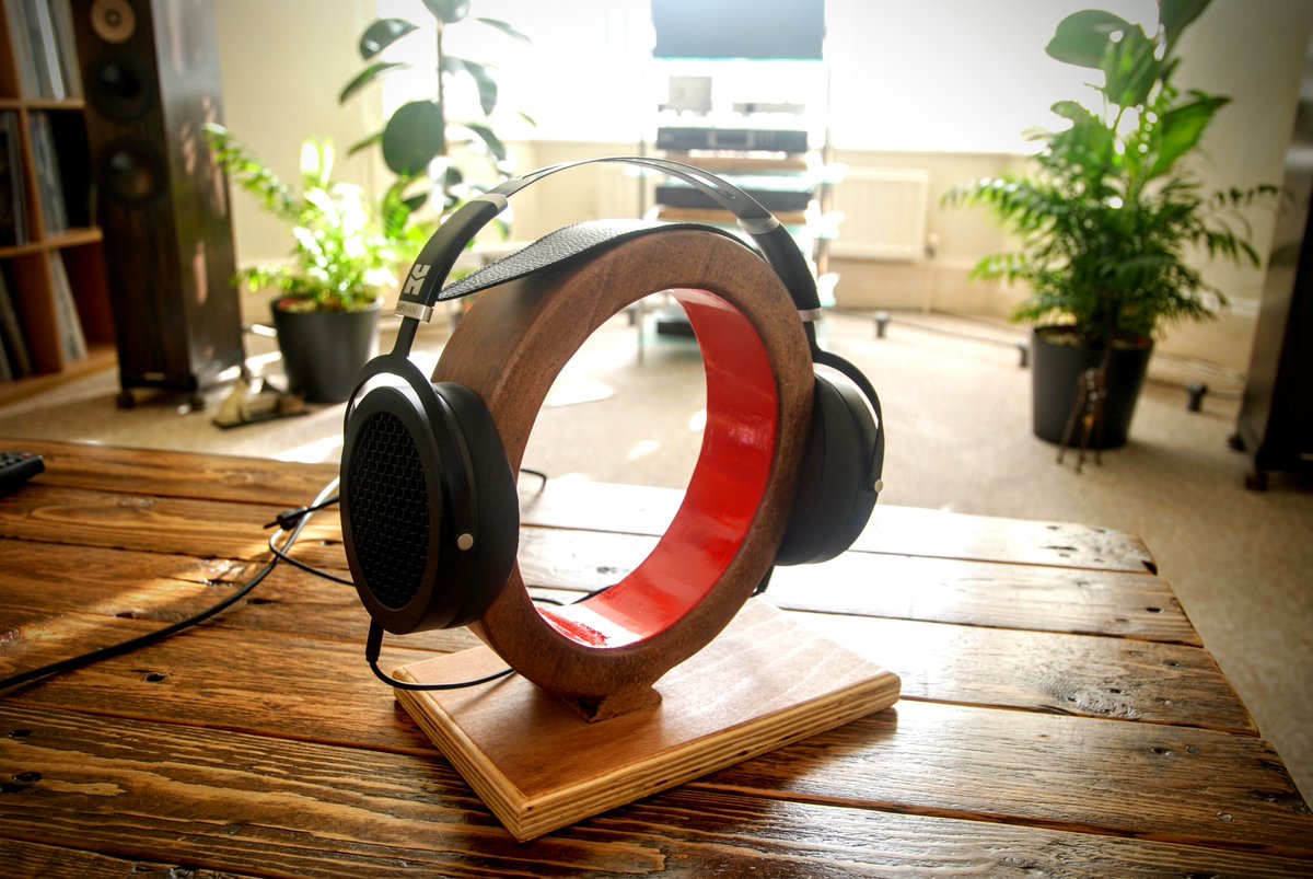 richard79d's tweet photo. Finally found the time to finish decent #DIY #headphones stand for my @hifimanofficial #Sundara in my #WHFsystems Solid beech wood with #Briwax walnut finish on plywood base #hifi #music #audiophile #highend #soundsystem https://t.co/Gg3qoaAEjw