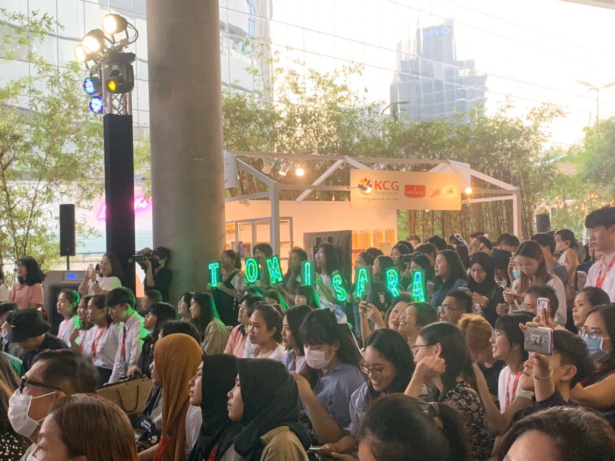 tomisarafc's tweet photo. ขอบคุณเชอร์รีที่มาให้กำลังใจพี่ทอมวันนี้ในงาน Food Innopolis Innovation Contest 2020 นะคะ ❤️🍒 #TomIsara https://t.co/Eeed8ujdjf