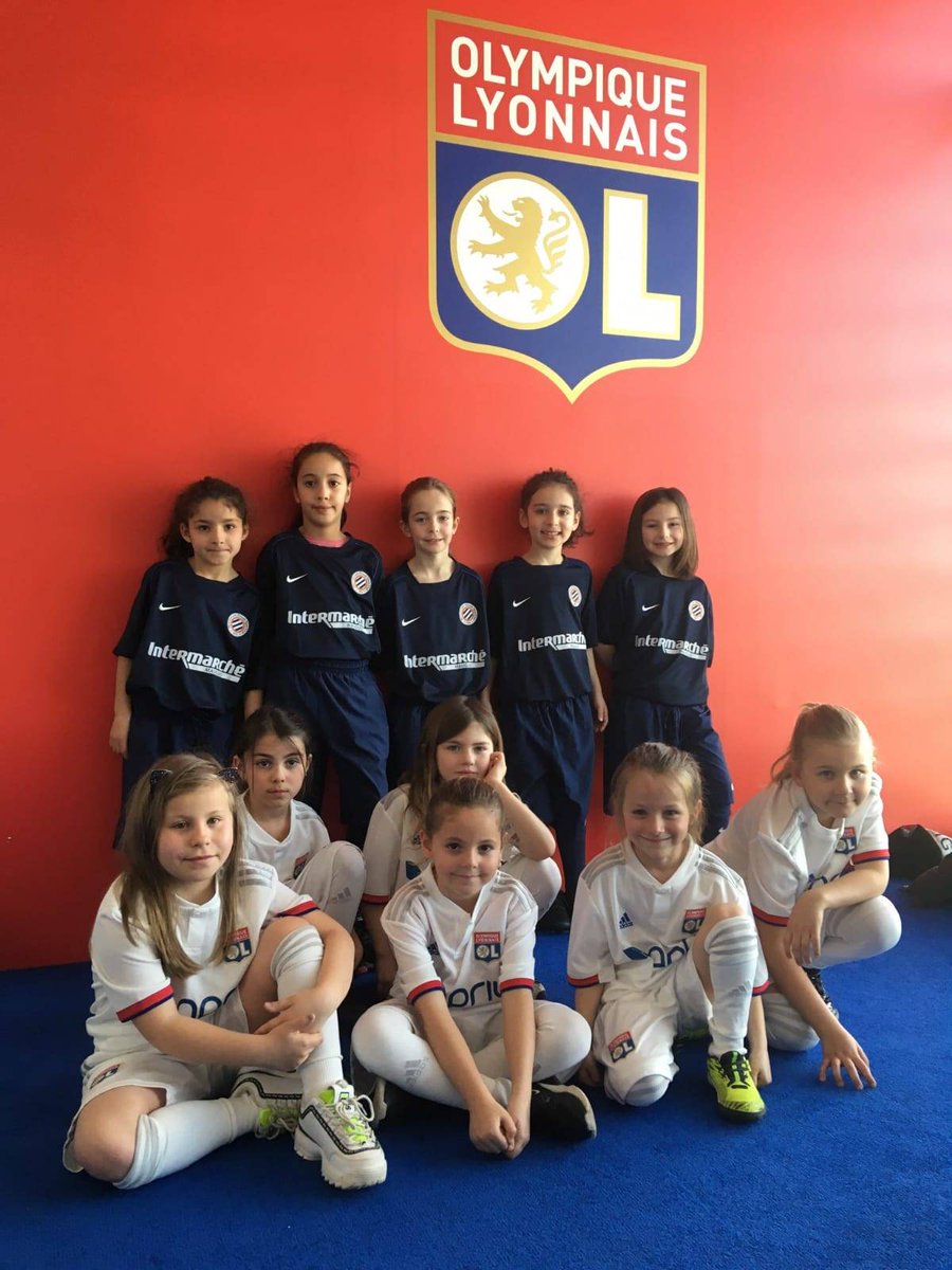 [#SportEcoleDeVie]
En tant que partenaire officiel de l'<a href="/OLfeminin/">meg</a>, nous avons invité les jeunes footballeuses du club de Sud Lyonnais à  accompagner sur le terrain les féminines de l'OL lors du match OL - Montpellier cet après-midi. #etoilespleinlesyeux #FFF #SolidaritéClubs