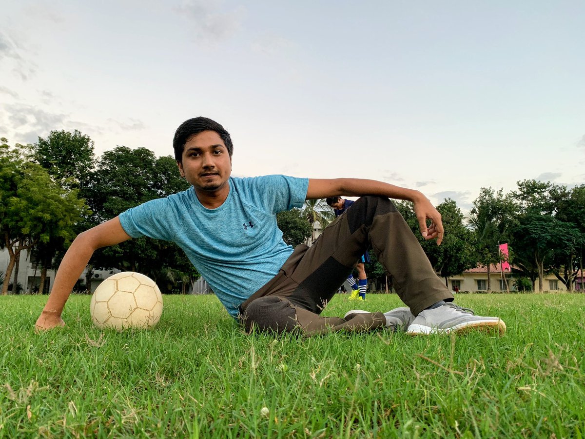 kamal33505094's tweet photo. #gametime #horse #greenground https://t.co/ixWpB8qh0G