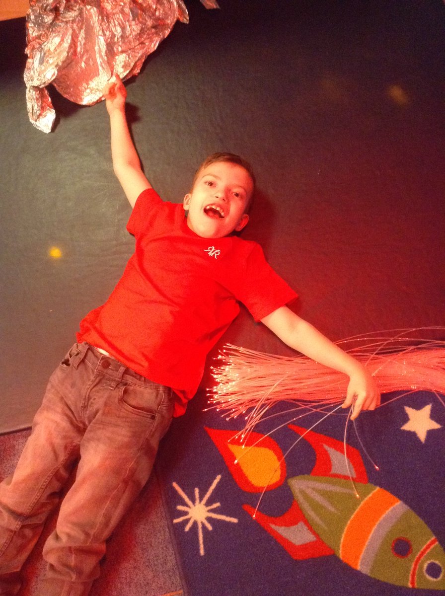 Green class have coordinated a loose change collection today for the Children’s Heart Surgery at LGI. To celebrated all the heart warriors across our school #CHSF. All pupils wore red and linked in with Valentine’s Day doing lots of heart related activities.