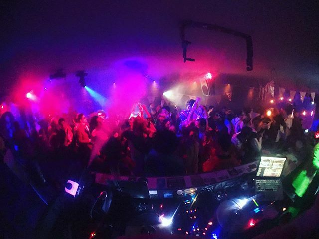 Viva Colonia !! #karnevalköln #köln #djlife #turntablism #traktordj #nstiveinstruments #clubdj #scratchdj #rockthehouse ift.tt/2wIKym9