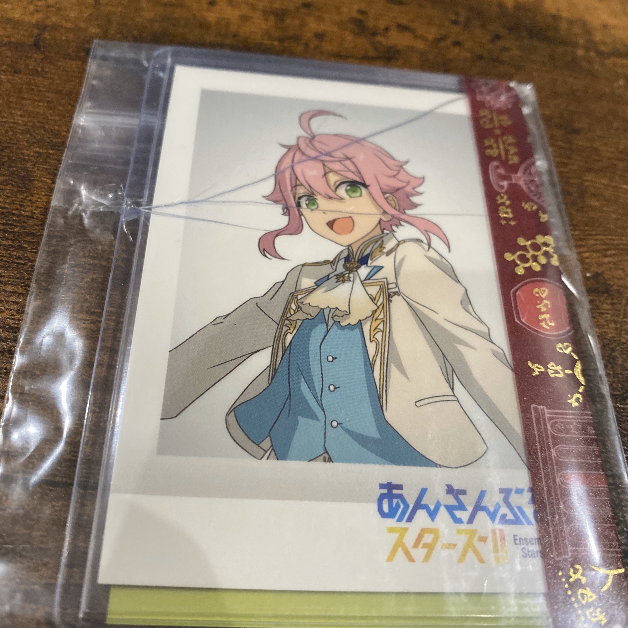 音波 おとは 紙類梱包方法について注意の共有 当方から送らせて頂いたパシャこれでのお取引についてです サイズ丁度の 硬質ケースにパシャこれを入れた上でジップ付きの袋 封筒で窓口から定形発送した所 画像のようにケースが割れてお相手様に届き