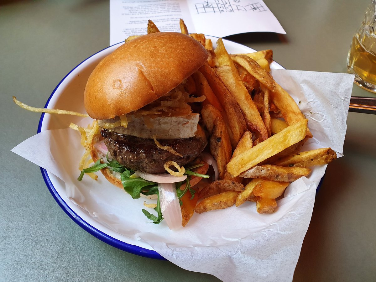 Took the quaffing out for lunch after <a href="/DeadlockedRooms/">Deadlocked</a>. Brewdog - no burgers. Bluegrass - long wait for table. The Boundary (new Pavlovs) - 45 min queue in kitchen. Ended up in <a href="/honestburgers/">Honest Burgers</a>. Which is where we should have started.