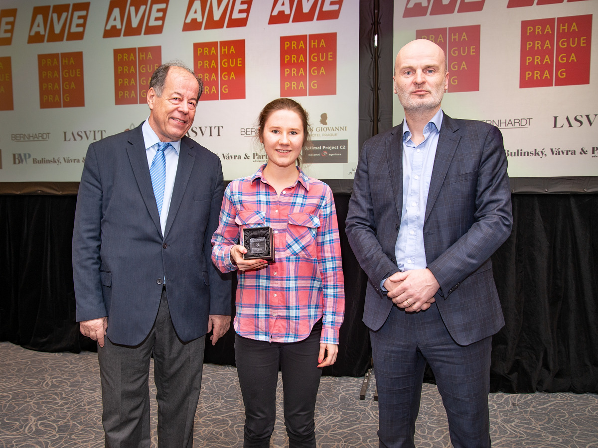 PragueChess's tweet photo. Winners of the #picf2020 Open tournament
🥇IM Akash G 🇮🇳
🥈GM Jergus Pechac 🇸🇰
🥉GM Johan-Sebastian Christiansen 🇳🇴
Akash won the title & the ticket to the Challengers 2021!
The best-ranked women player: WGM Polina Shuvalova 🇷🇺
📷Vladimir Jagr⬇️
https://t.co/Mft2YsfPrD #chess https://t.co/pjXIZLyYpp