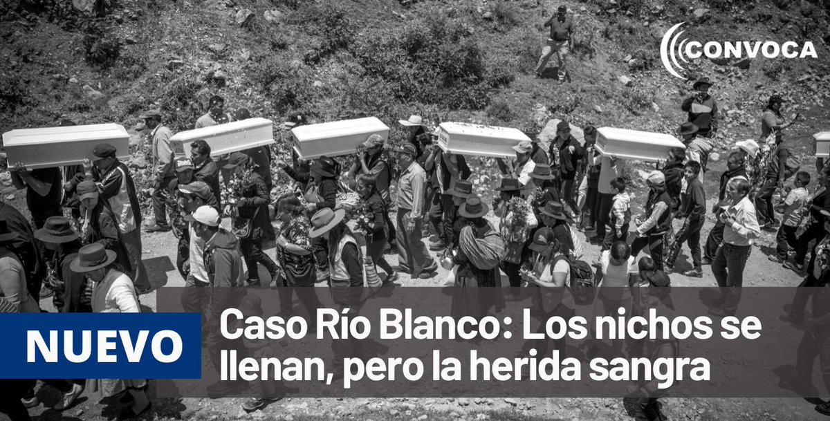 ConvocaPe's tweet photo. #NUEVO @ConvocaPe volvió al centro poblado de San Francisco de Pujas en Ayacucho, para registrar la entrega a sus familas de los restos de 14 de las 26 víctimas de la masacre conocida como 'Río Blanco', después de casi cuatro décadas de búsqueda. Más aquí: https://t.co/AMHyYBn7Nj https://t.co/0j1IfYaKNp