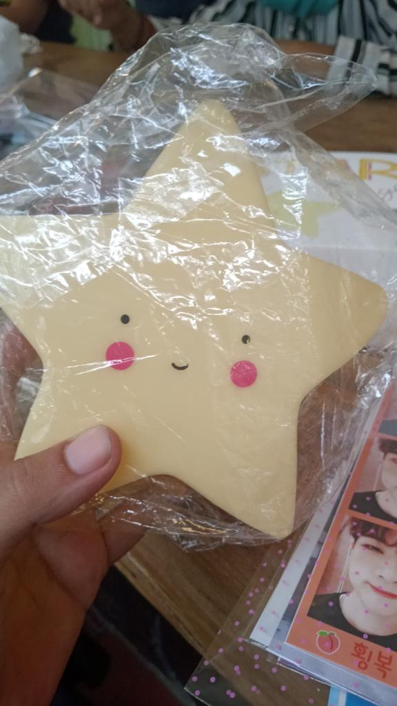 leviartha's tweet photo. Se senang itu aku dapet doorprize ini 😭😭 gomawo @NFia_Jogja #howareyoo https://t.co/5ZXw2223ep