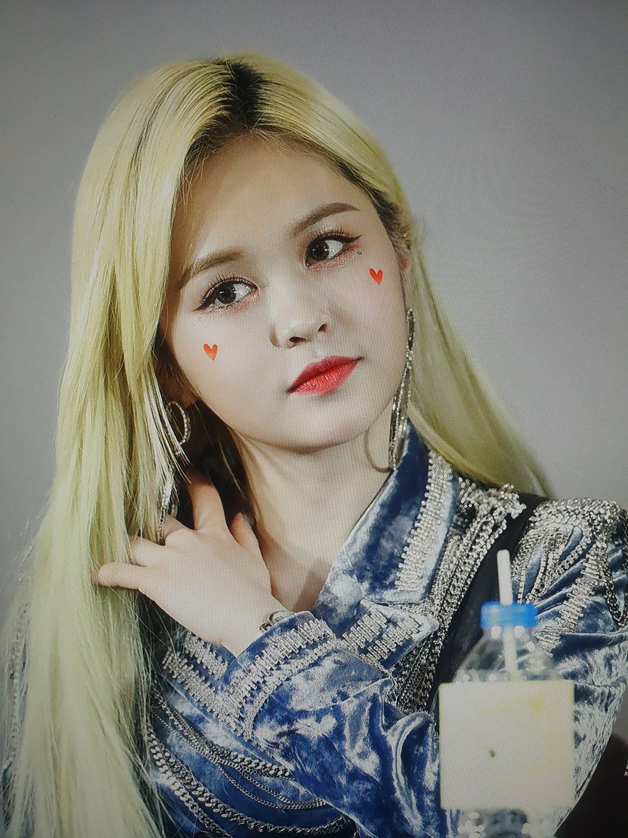 이유는 나의 길 tweet media