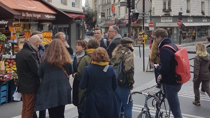 Paris9Ensemble's tweet photo. L'équipe du 9e était présente ce matin rue des Martyrs et rue Cadet pour présenter le bilan de @dburkli et pour soutenir @agnesbuzyn vers la Mairie de Paris 🗳️
#TousAvecAgnesBuzyn #AvecDelphine #Municipales2020 https://t.co/zq1ouQYUJb