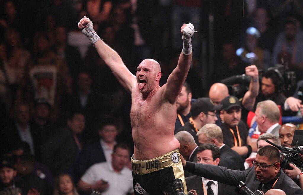 What a performance from this man last night. Congratulations <a href="/Tyson_Fury/">TYSON FURY</a> 👏👏👏