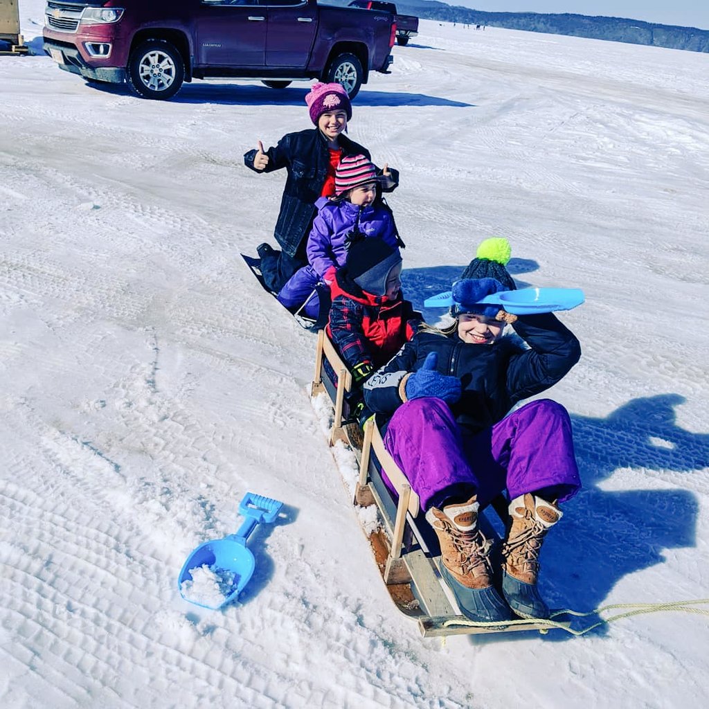 benmorrison14's tweet image. Our last adventure took us sliding and ice fishing on the frozen river! Lots of fun! #icefishing #sliding #renforth