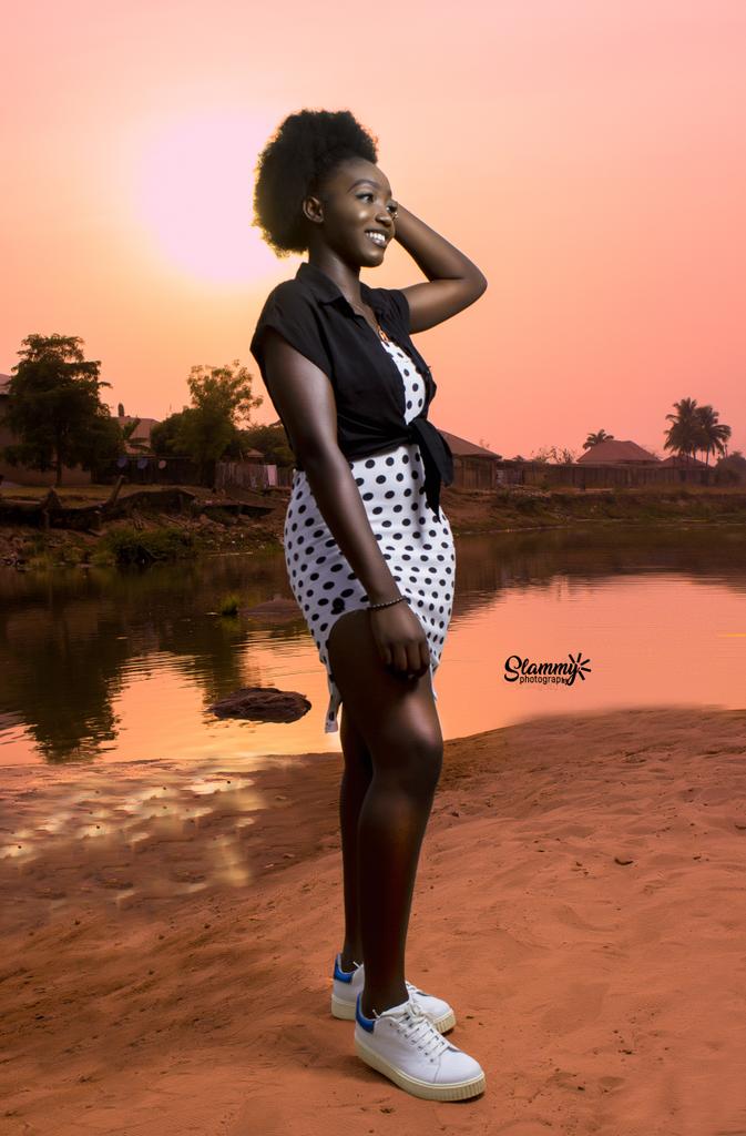 okworisule's tweet photo. Do not underestimate the power of a black skin girl π₯
Model:lovethbankole
Pc:slammy photography
Pls help retweet my hustle fam
#Tems #arseve #ighalo #varchesterunited #mercyisnotyourmate https://t.co/yLUUkUgZhR