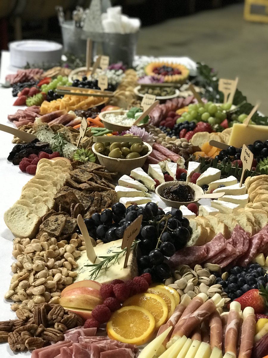 ZacaMesa_Wine's tweet photo. Thank you to everyone who came out for our Library Event yesterday! We hope that you had a good time as you learned about the history of Zaca Mesa and the evolution of our wines! Thank you to Perfect Platter for the BEAUTIFUL spread! #LibraryWines #ZacaMesaWines #WineEvents https://t.co/Twmr9bW5lc