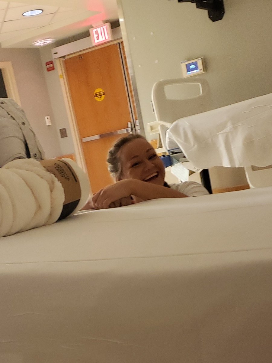 HDee_13's tweet photo. Successful kidney transplant for my sister today! Very blessed and thankful today! 💖🙏
@IU_Health https://t.co/Gd7TDzdkUE