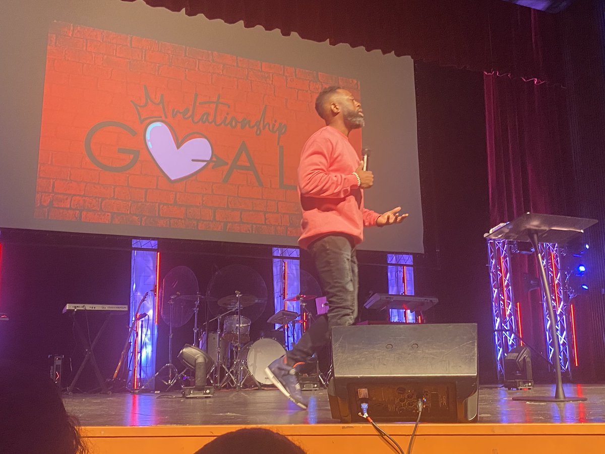 MayorBMScott's tweet photo. Thank you Pastor Marcus English and The Mix Church for being the shining example of a church that serves our community. 

Thank you for allowing me to share in your Pastoral Anniversary. Excited about the future of The Mix Church! 

#Brandon2020 #ANewWayForward https://t.co/gLrjnvU8ru