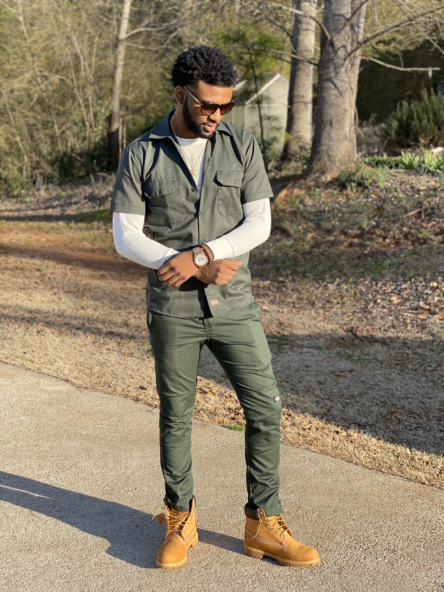 Olive green timberlands outfit deals