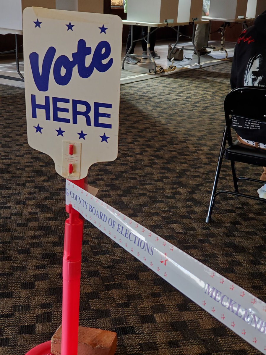 ljwalter's tweet photo. it took less than 15 minutes to vote today. make your voice heard. #vote #createchange #dumptrump #wedeservebetter #willsupportthenominee https://t.co/vImqhrfn5H