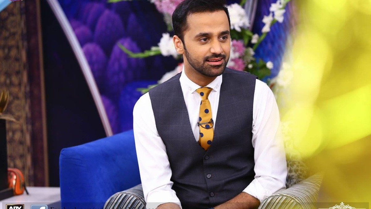 The Phupho of Pakistan Award Goes to @WaseemBadami #bhaihazirhai 