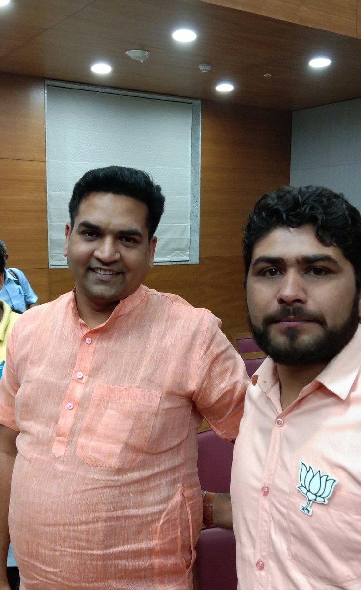 सारे देशभक्त आज <a href="/KapilMishra_IND/">Kapil Mishra</a> जी के साथ खङे है। #ISupportKapilMishra