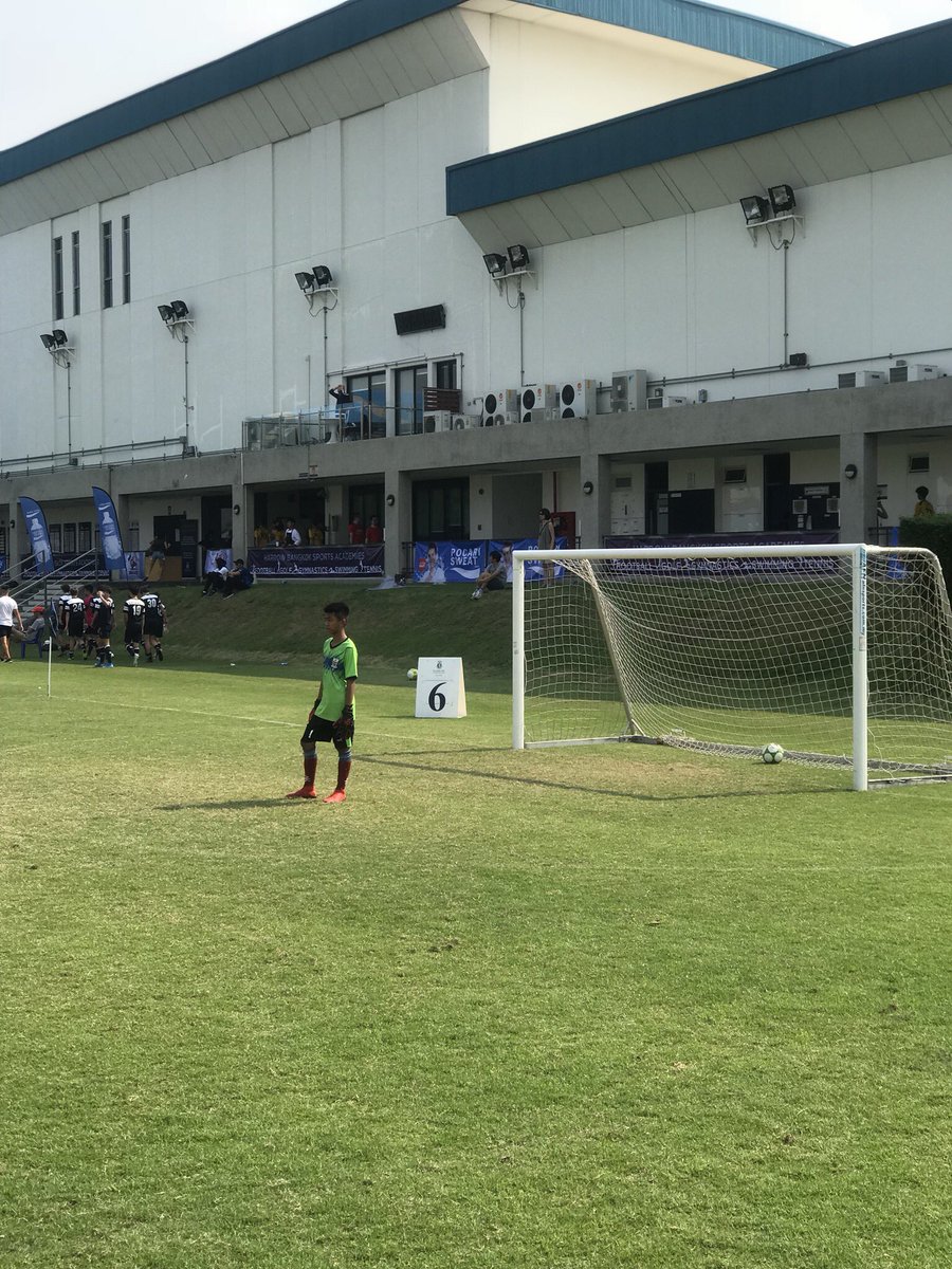GDGoalkeeping's tweet photo. Min Hein playing in his GDGK red venom goalkeeper gloves at his international tournament in Bangkok.

#gdgk #venom #goalkeeper #gkgloves #training #matchday #competition #grip #handling #shotstopping #youth #grassroots #football https://t.co/IzQ4DwU9VV