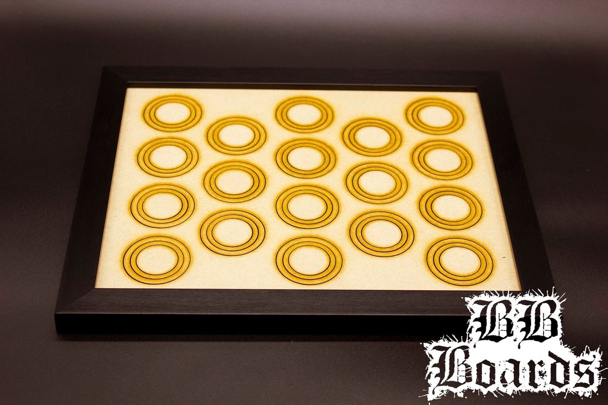 BoardsBb's tweet photo. It’s competition time, I’m giving away a free display board. For a chance to win just like retweet and comment on this. Winner will be announced next Sunday :) #gamesworkshop #Aos #Bloodbowl #40k #MESBG #killteam #warcry #Shadespire https://t.co/lxdl2cd0b3