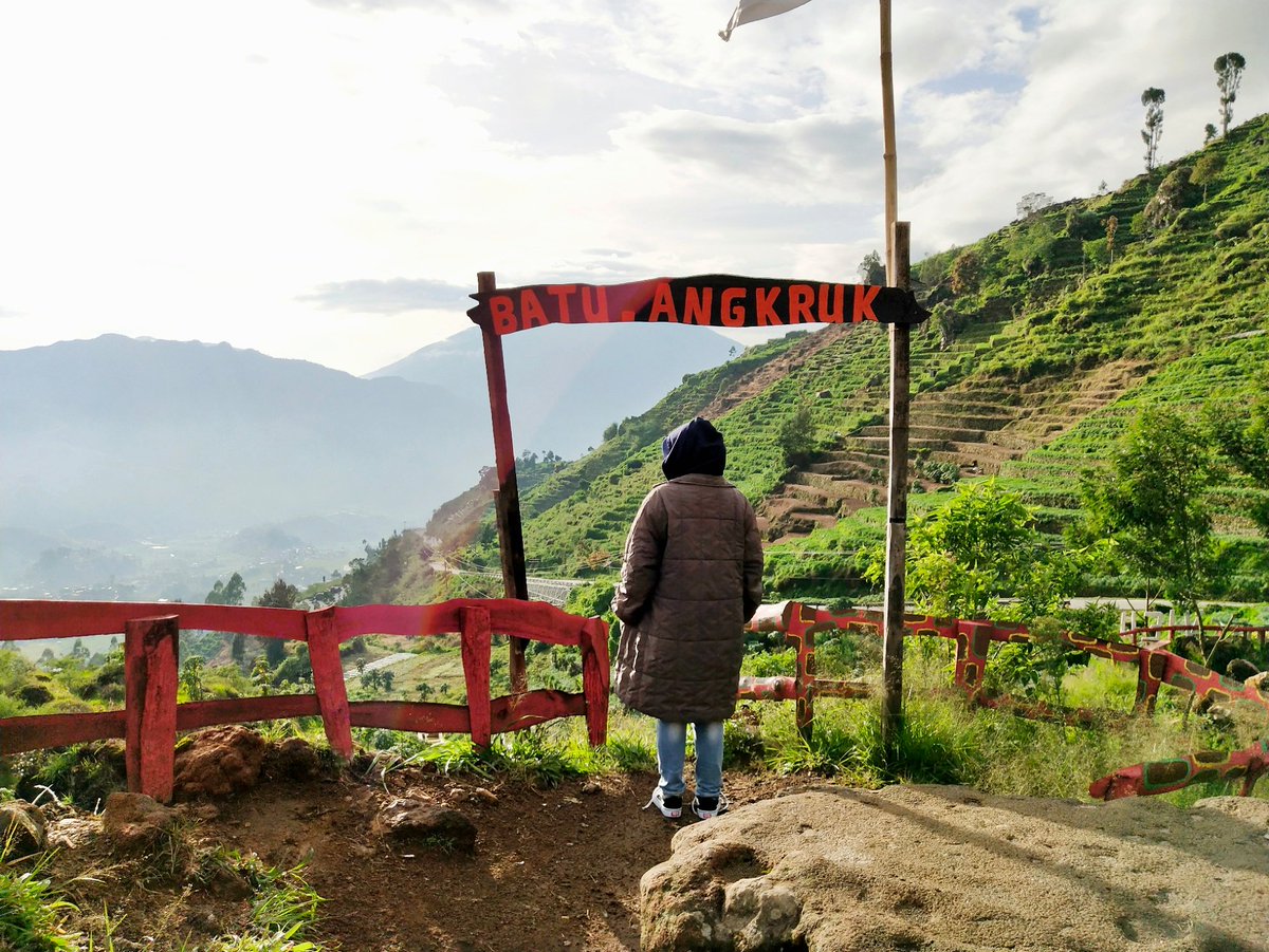silvanoviyan's tweet photo. Dieng, wonosobo https://t.co/XJ8ekGZbDf