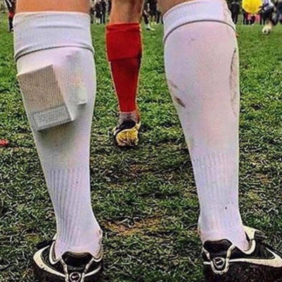 SportFailTV's tweet photo. Pure Sunday league https://t.co/LdS7mP4Xmk