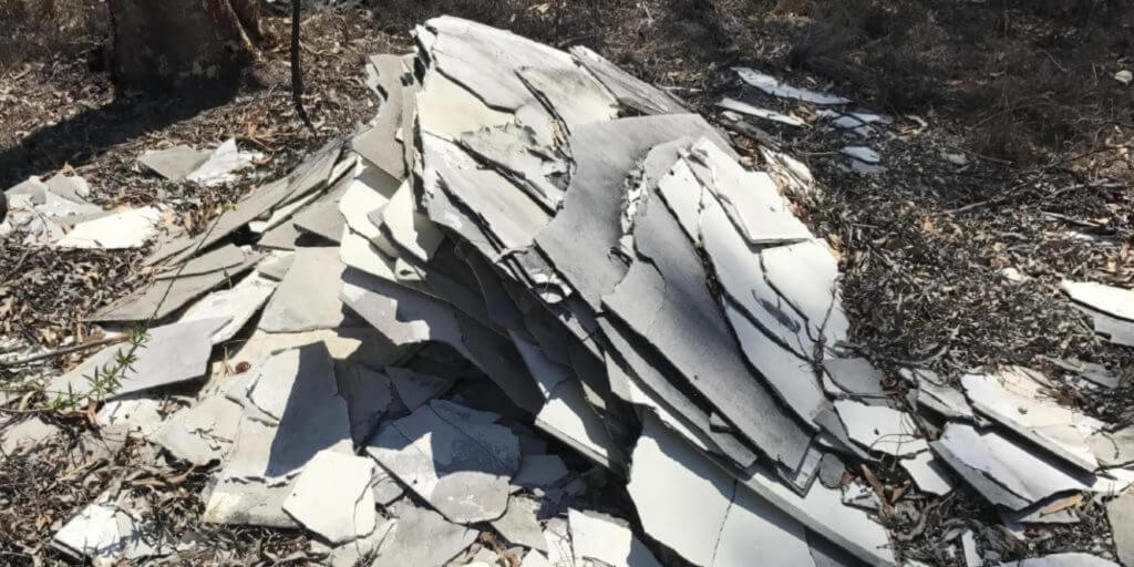 Asbestos

A great many products and materials are still used around our homes such as asbestos cement roof tiles, shingles, flowerpots, garden ornaments, artificial ashes and embers in gas-fired fireplaces, asbestos cement roof sheeting, flues  #asbesto inspectorhomes.co.za/home-page/owne…