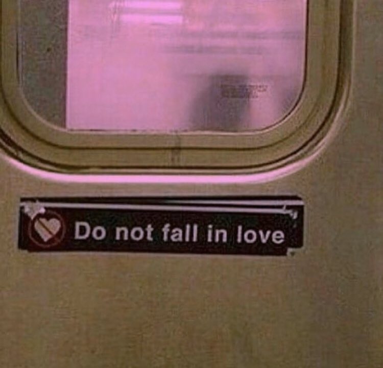 maniclxv's tweet image. ⠀⠀⠀⠀⠀ ─ 𝐹𝑜𝑟𝑏𝑖𝑑𝑑𝑒𝑛 𝑡𝑜 𝑟𝑒𝑚𝑒𝑚𝑏𝑒𝑟, 𝑡𝑒𝑟𝑟𝑖𝑓𝑖𝑒𝑑 𝑡𝑜 𝑓𝑜𝑟𝑔𝑒𝑡; 𝑖𝑡 𝑤𝑎𝑠 𝑎 ℎ𝑎𝑟𝑑 𝑙𝑖𝑛𝑒 𝑡𝑜 𝑤𝑎𝑙𝑘.