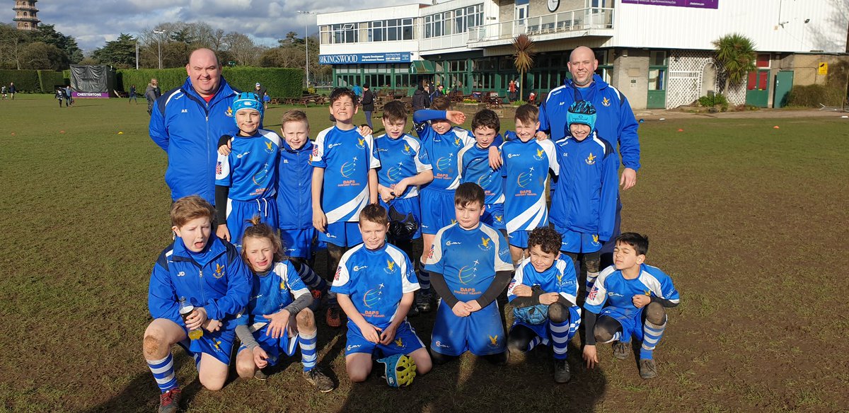 Rfc2019's tweet photo. Great day of rugby at the @LWMiniRFC #StDavidsDay festival. Thanks for having us @LondonWelshRFC @BryncochRFC https://t.co/K33o3Gg9PD