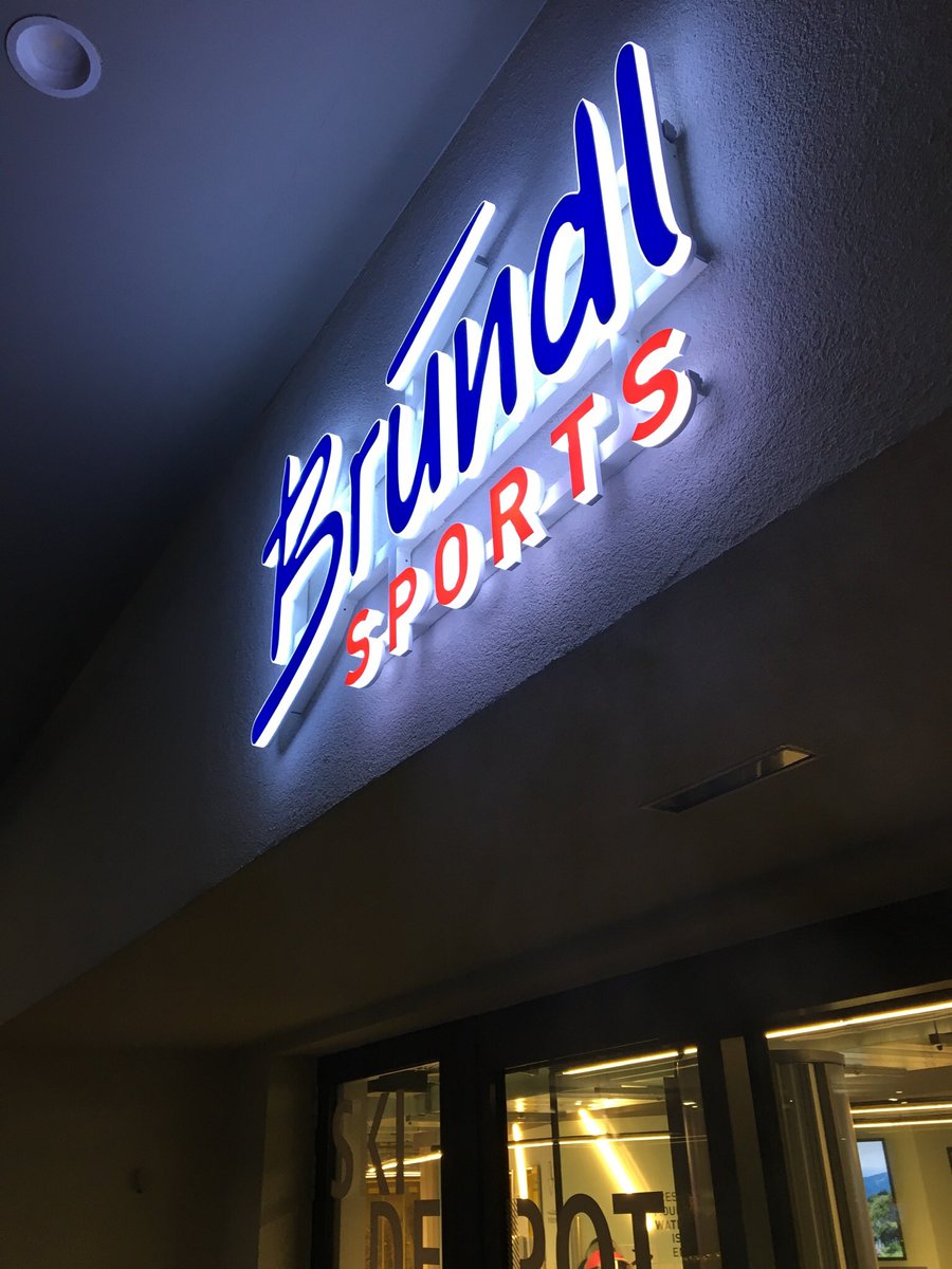 #lichtreclame #LED #verlichting #signing #gevelreclame