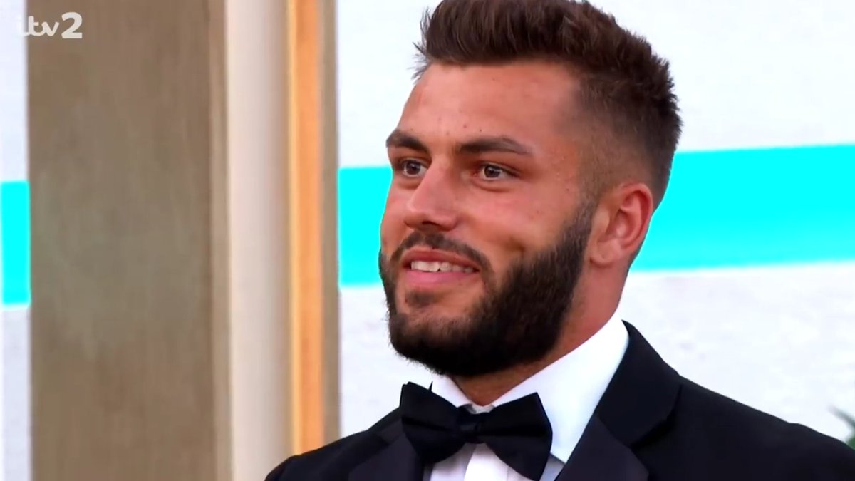 SpeakingFacts17's tweet photo. Lets just appreciate how good they all look in a suit because will never get this moment again 😍🤤

#LoveIsland https://t.co/Oy0Vxs0OAn