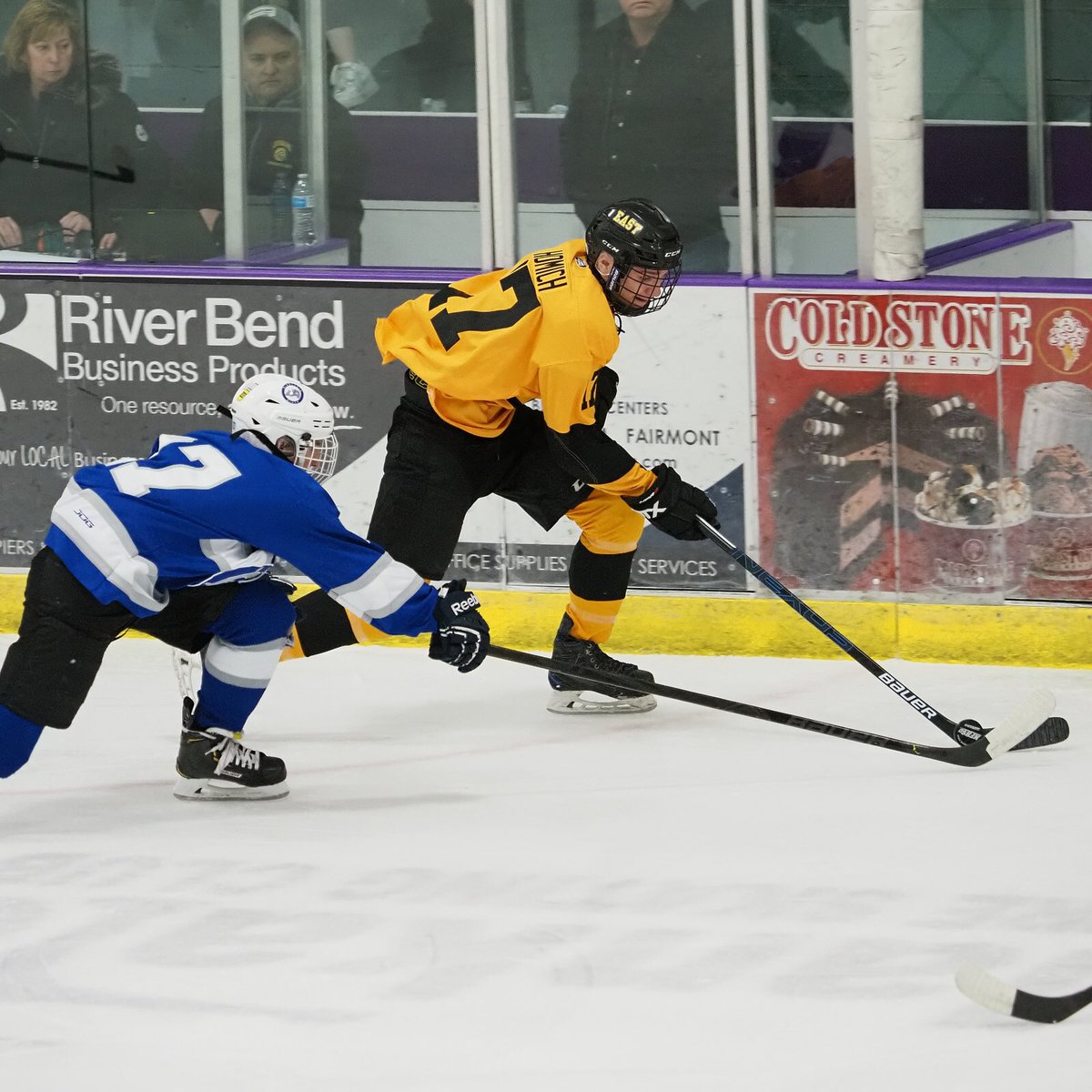 DriverHomich's tweet image. By the time the dust settles Wednesday night in Rochester, one of these two kids, Noah or Caden, both seniors and cousins will move on to state while the other will bid their high school hockey careers goodbye. @mankatoeastpuck @scarlet_hockey