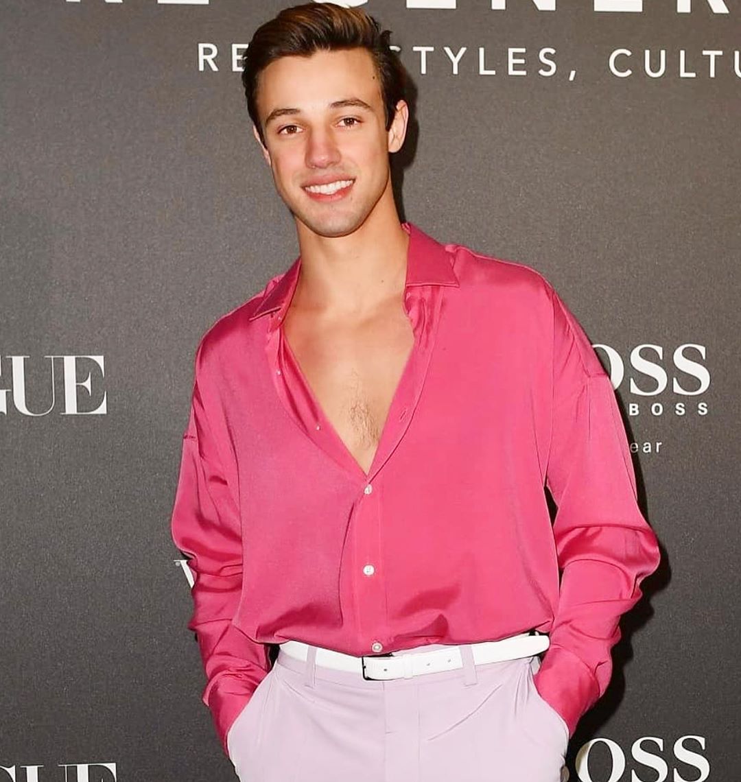 celebsbyseb's tweet image. #camerondallas