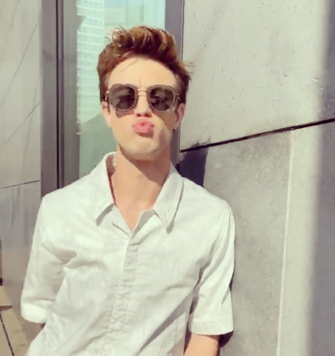 celebsbyseb's tweet image. #camerondallas