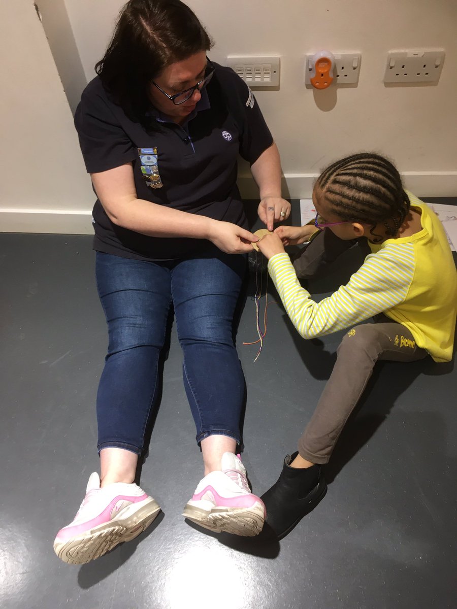 5CroydonBrownie's tweet photo. Celebrating #WTD2020 #WorldThinkingDay @ICANDOlondon @Girlguiding @wagggsworld @EuropeRegion @5CroydonBrownie @8SthCroyBrownie @GuidingCroydon @Guiding_LaSER #Amazing #fun #ThankYou https://t.co/XD7zOM47v2