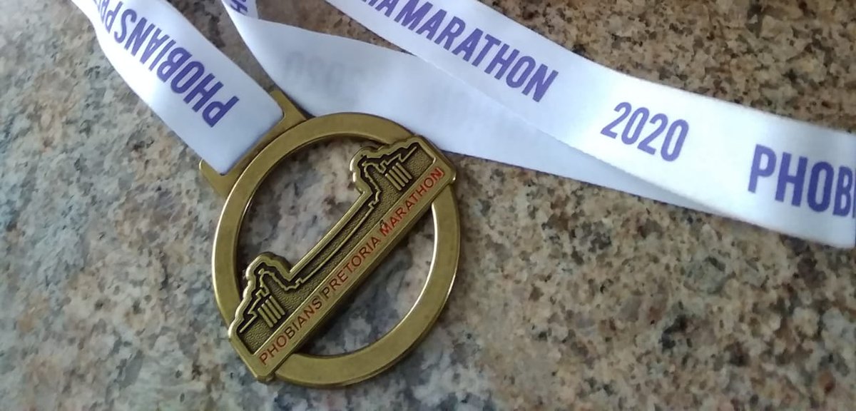 MissKEM_'s tweet photo. Signed, sealed,delivered. 
Dankie @tshwanefalcons 
Dankie @PretoriaMarath1 
Officially back from retirement. Fun was had 🔵⚪🔴
#tfac #falconstakeoff #phobiansmarathon #pretoriamarathon #roadrunning https://t.co/pyifvb9YAI