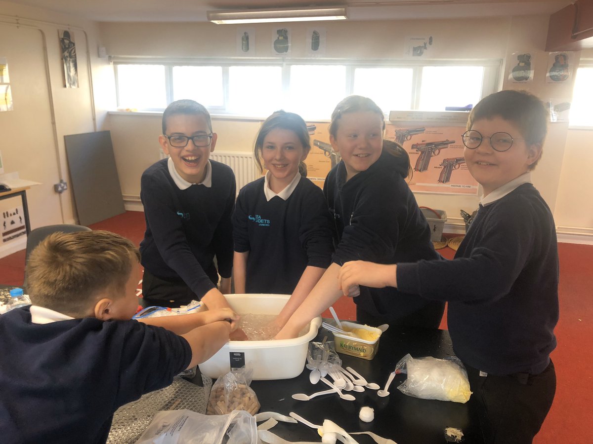 TSWaveneyCadets's tweet image. We held our first Junior STEM course this weekend. Never cease to be amazed at the problem solving skills, excellent ideas and teamwork of our Juniors. Very proud!